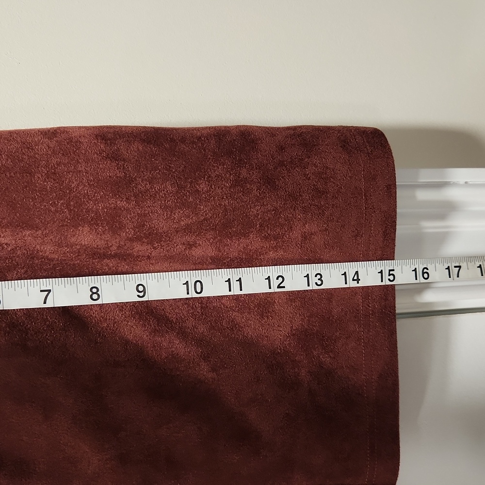 Amazon Burgundy Mini Skirt with Gold Zippers - Picture 5 of 6
